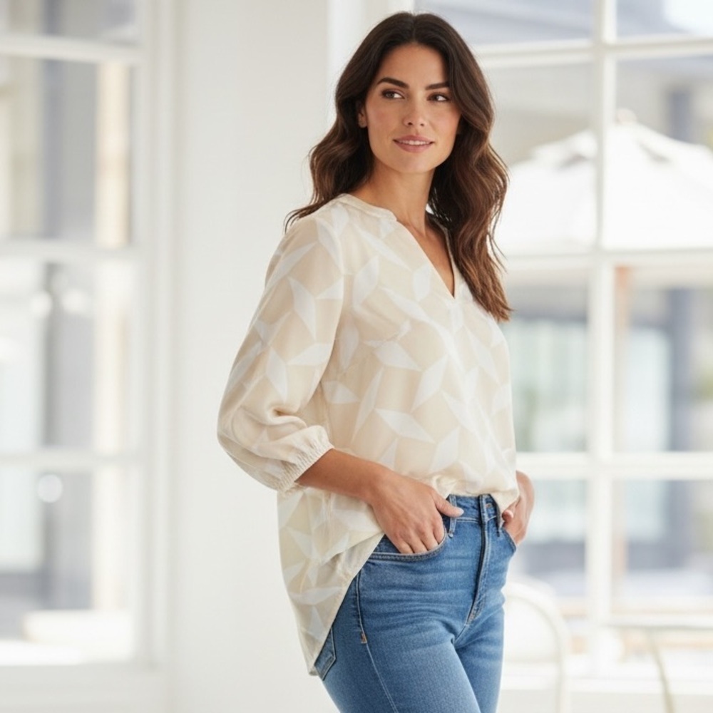 New York & Company Geometric Top Size L
